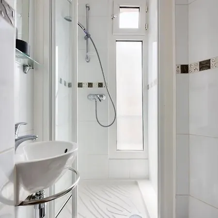 Charmant Studio Paris Perret Apartman *